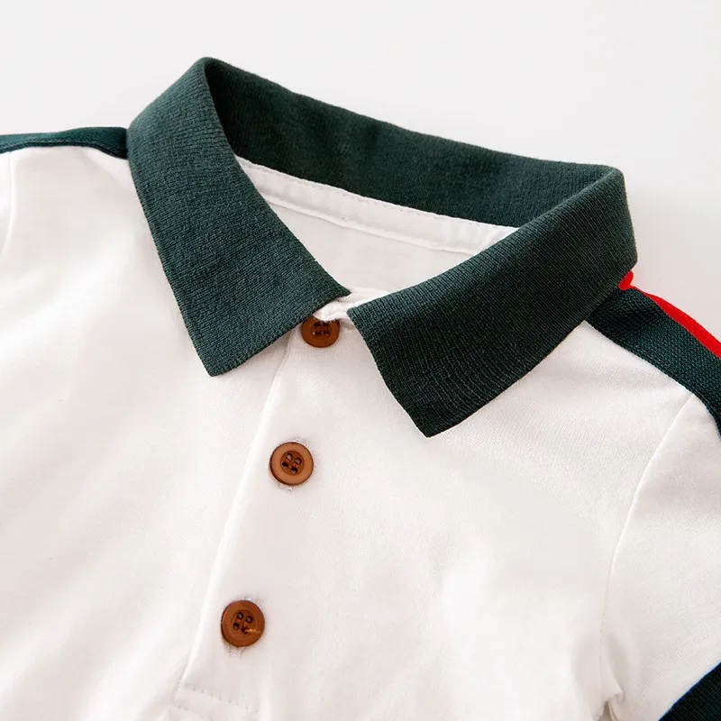 Mameluco básico con cuello de manga corta