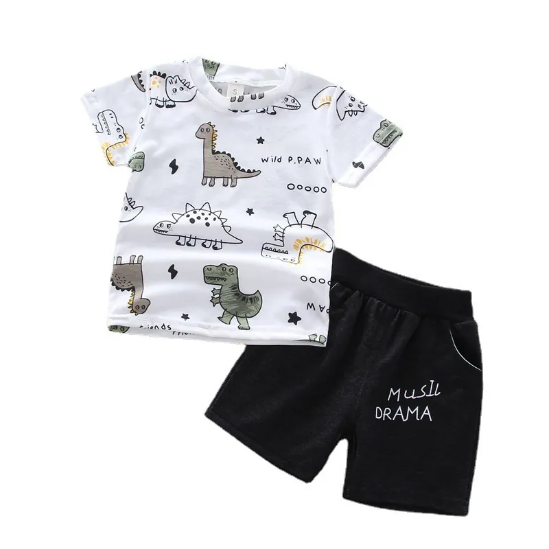 Conjunto de camiseta y pantalon corto con estampado de dinosaurio