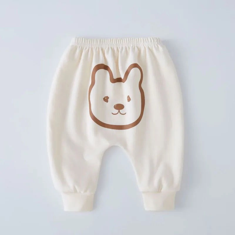 Pantalón largo con oso