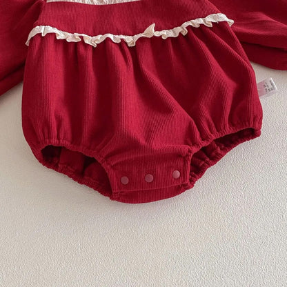 Vestido rojo para bebés con gorrito