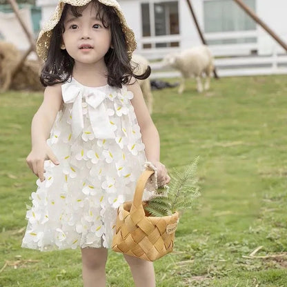 Vestido con flores y lazo