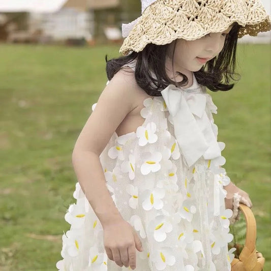Vestido con flores y lazo