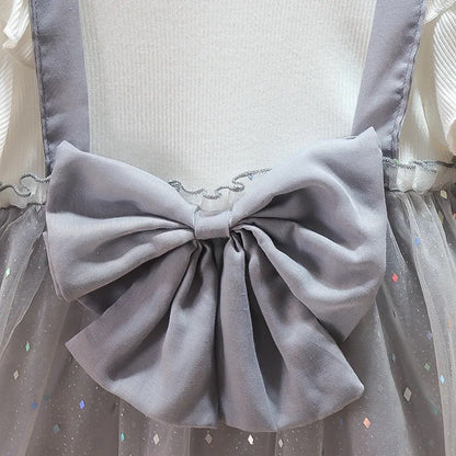 Vestido con lazo y malla