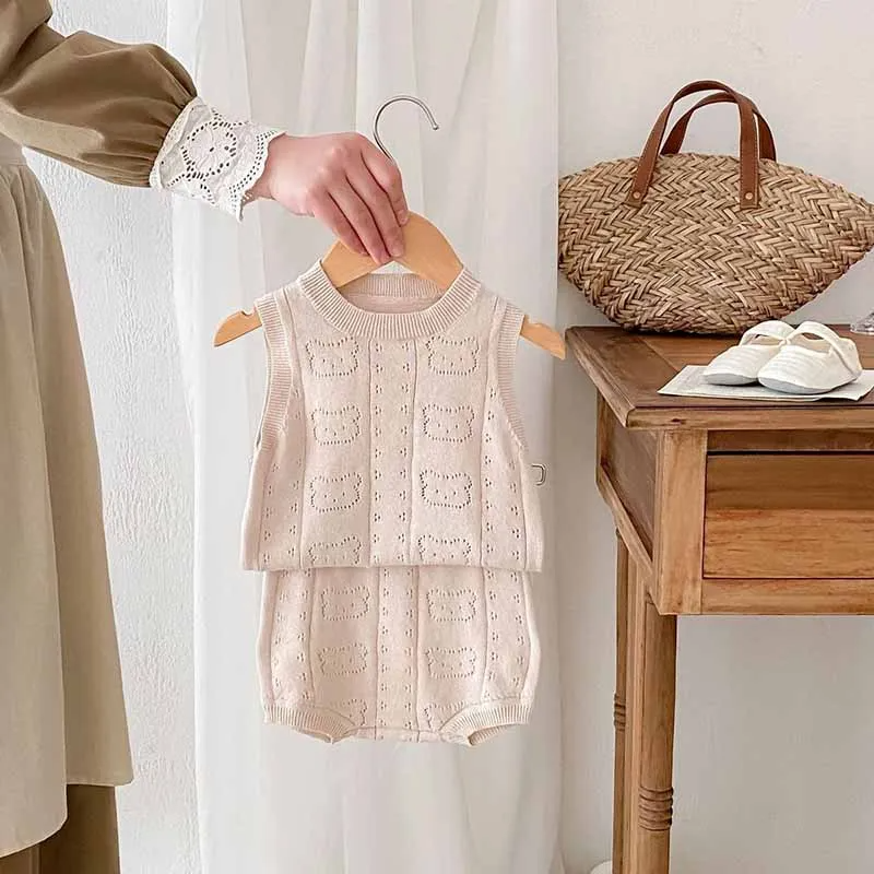 Conjuntos de top y pantalones cortos sin mangas de punto con dibujos de osos