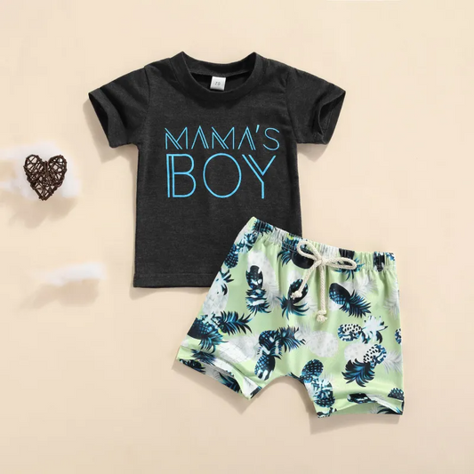 Conjunto de camiseta y pantalon corto elástico con estampado